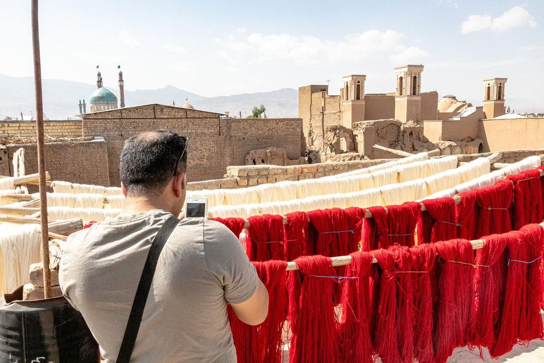 رزرو آنلاین از رنگها تا گرهها؛ کاشانگردی به بهانه فرش