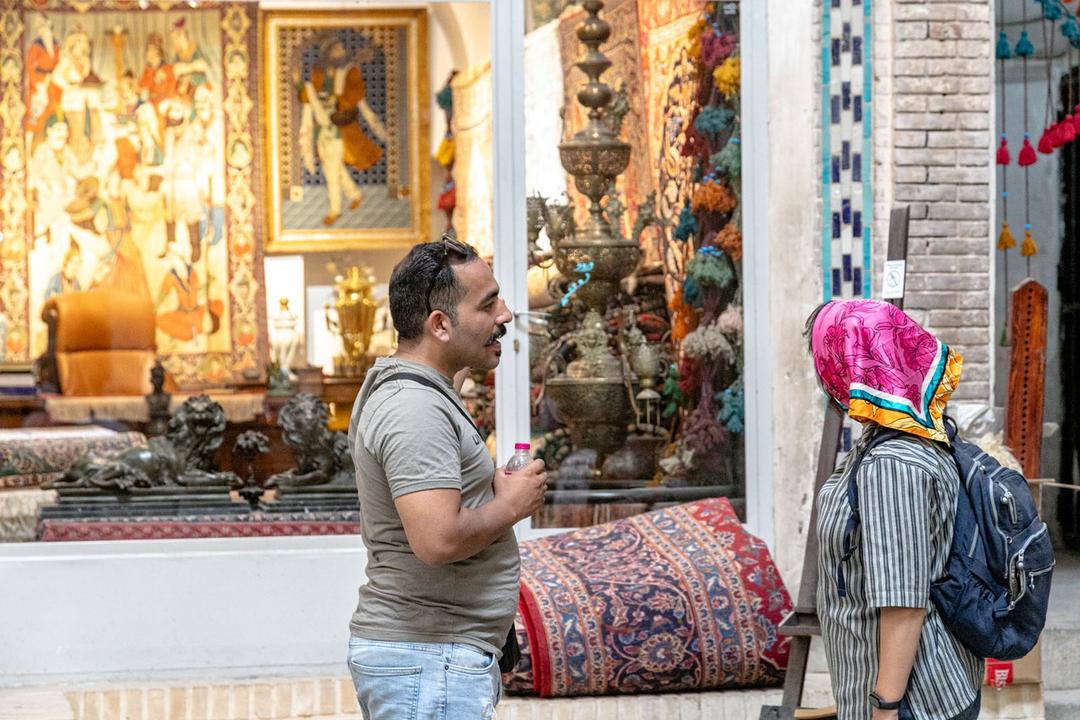 رزرو آنلاین از رنگها تا گرهها؛ کاشانگردی به بهانه فرش