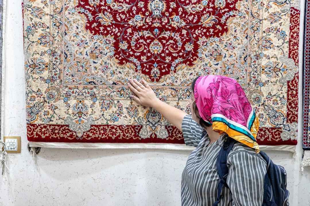رزرو آنلاین از رنگها تا گرهها؛ کاشانگردی به بهانه فرش