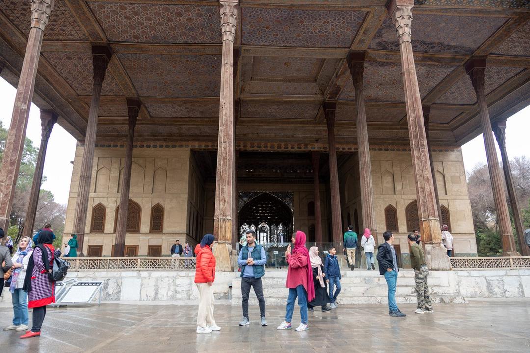 رزرو آنلاین از سی‌و‌سه‌پل تا چهل‌ستون