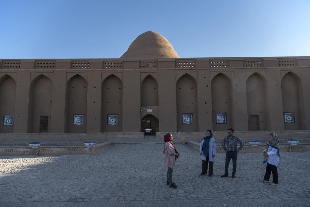 رزرو آنلاین گشت و گذار از میبد تا چک چک