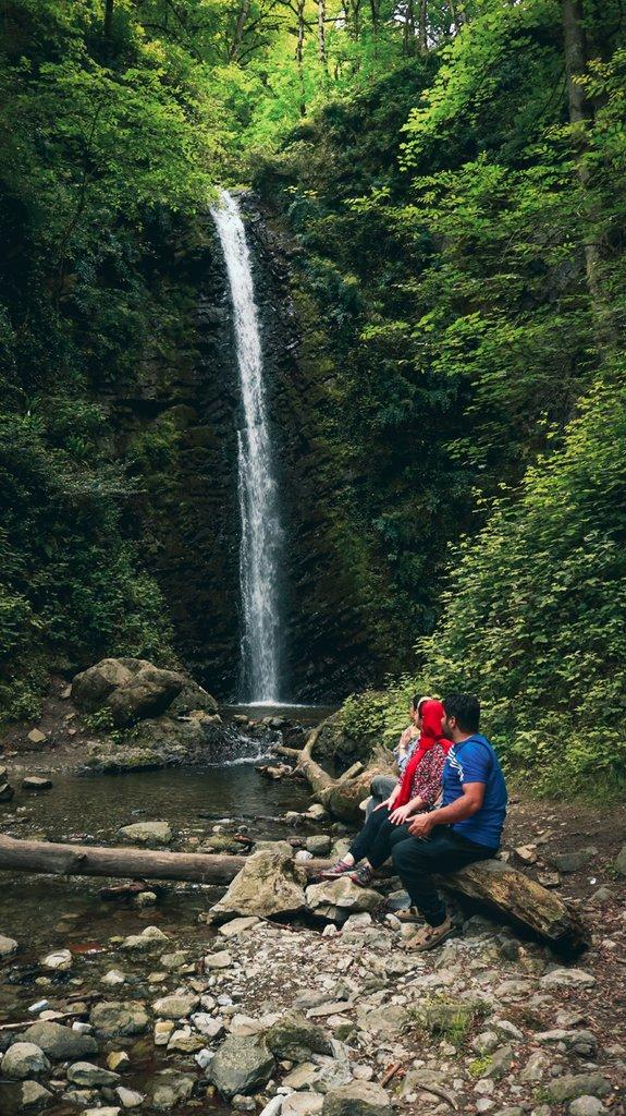 رزرو آنلاین تجربه آبشارگردی در دریابن اسالم با علی