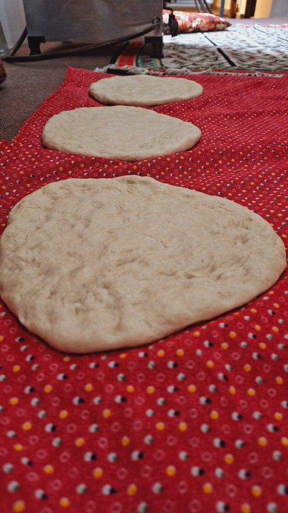 رزرو آنلاین تجربه چشیدن صبحانه تالشی