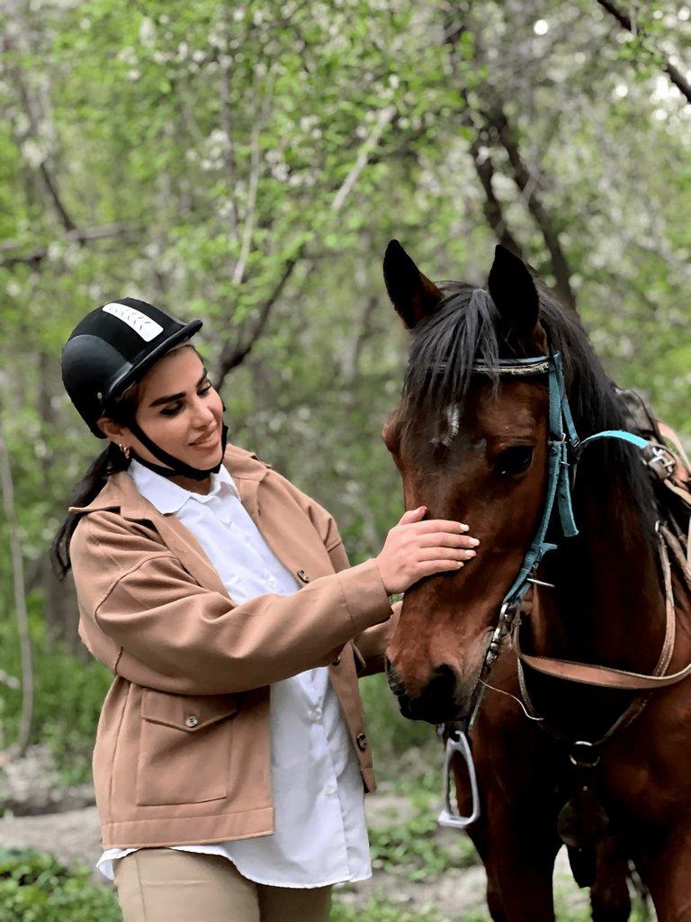 رزرو آنلاین تجربه سوارکاری در دشت‌های شاندیز