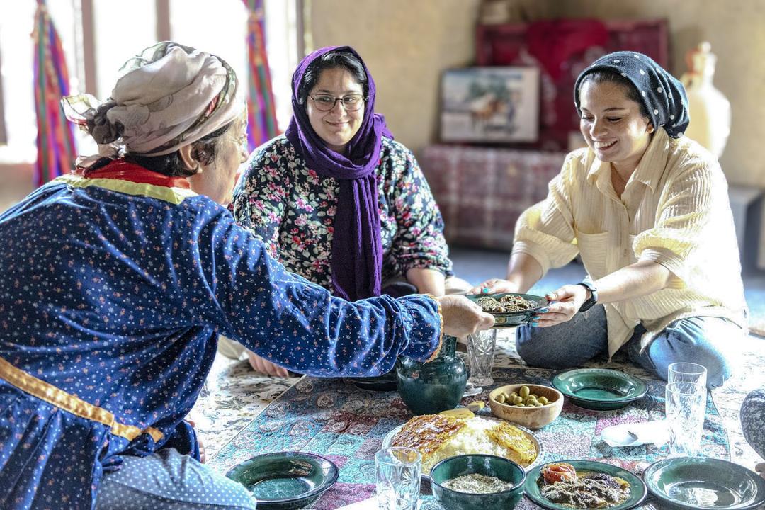 رزرو آنلاین پخت بادمجان شکم‌پر در مزرعه