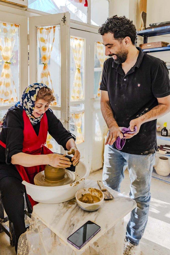 رزرو آنلاین تجربه سفالگری در اصفهان
