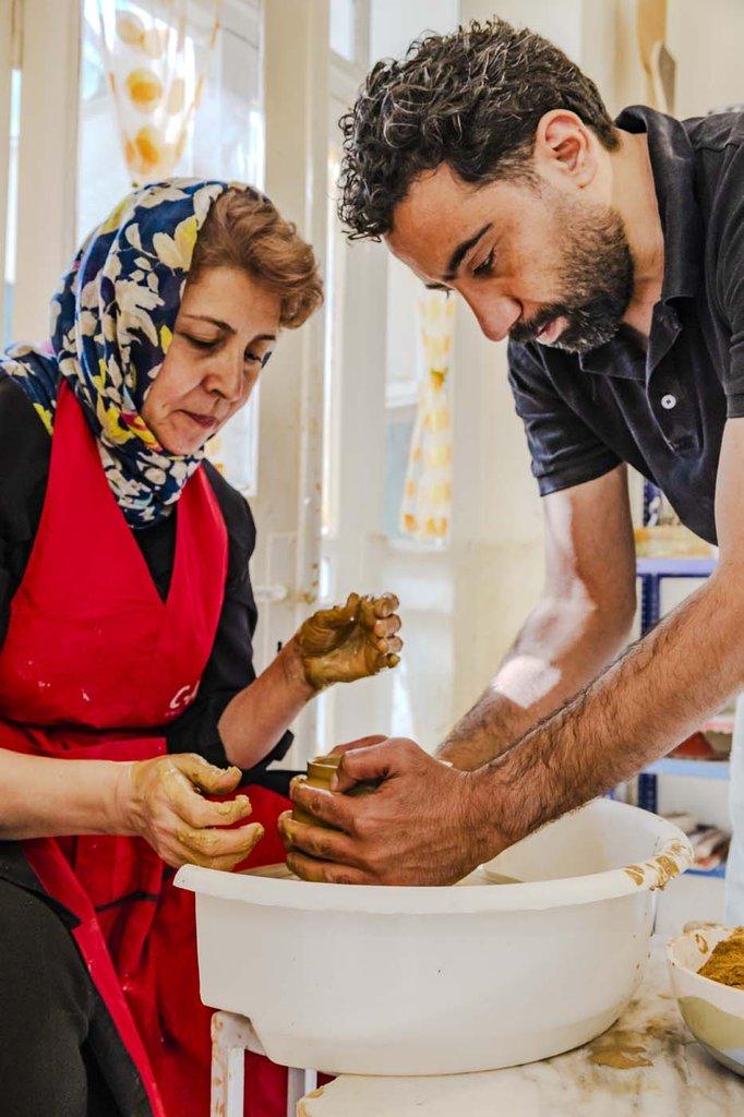 رزرو آنلاین تجربه سفالگری در اصفهان