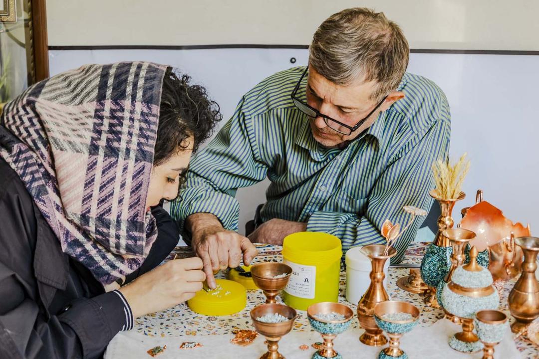 رزرو آنلاین تجربه فیروزه کوبی، هنر محبوب اصفهان
