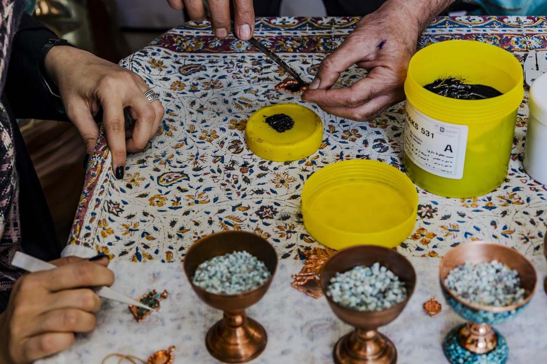 رزرو آنلاین تجربه فیروزه کوبی، هنر محبوب اصفهان