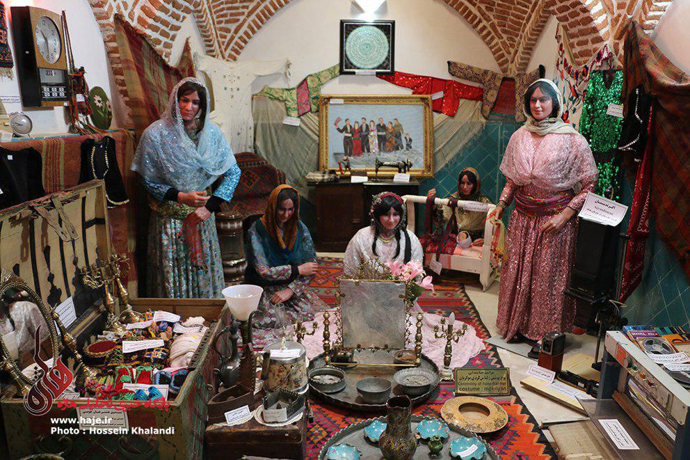 رزرو آنلاین تجربه مهابادگردی با رنوس