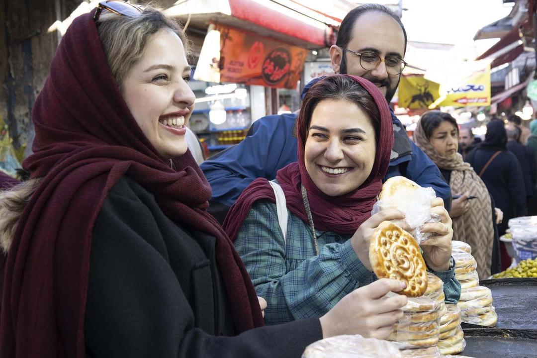 رزرو آنلاین صبحانه و مزه‌گردی در بازار رشت