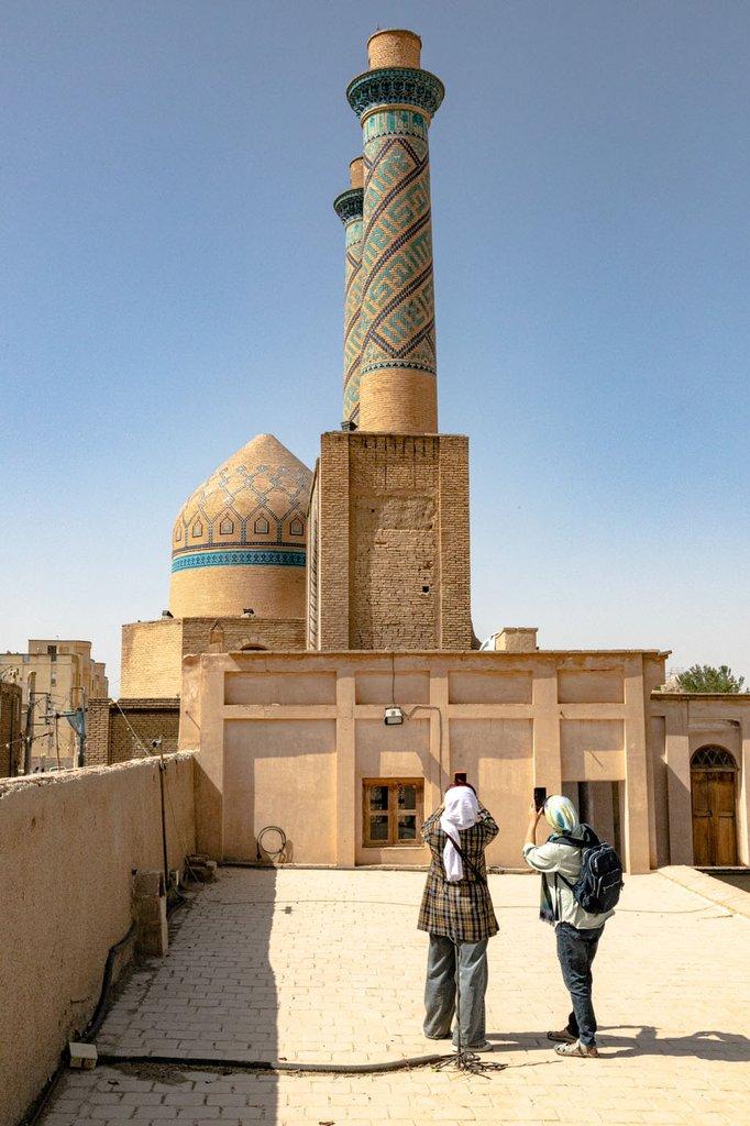 رزرو آنلاین اصفهانی که ندیده‌ایم؛ پرسه در اصفهان عتیق