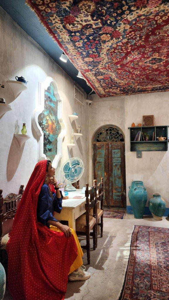 رزرو آنلاین یزدگردی و عکاسی و ویدئو فرمالیته از شما