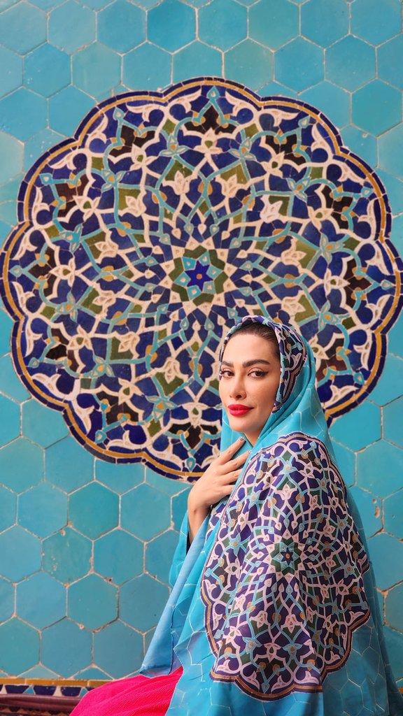 رزرو آنلاین یزدگردی و عکاسی و ویدئو فرمالیته از شما