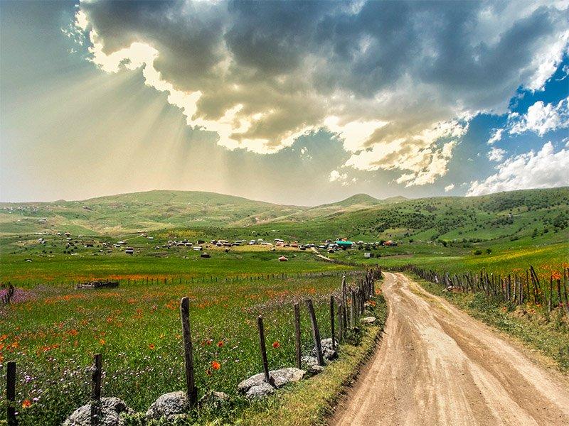 رزرو آنلاین آفرودسواری در شکردشت و آبشار شیله‌وشت