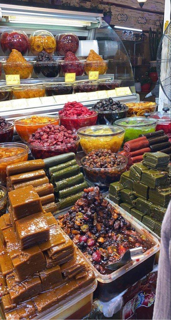 رزرو آنلاین گشت‌وگذار در سوغات‌سرا و بازار شیراز