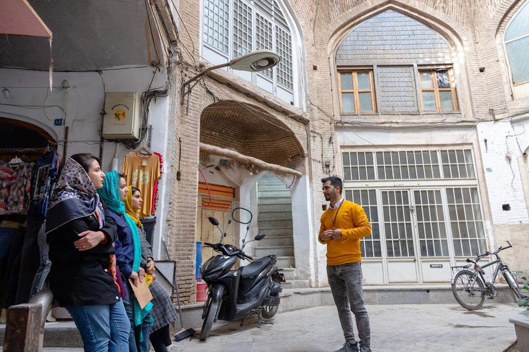 رزرو آنلاین از بازار تا بازار در اصفهان