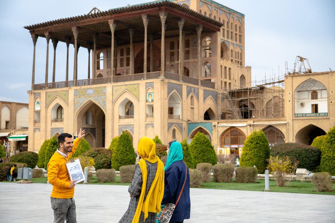 رزرو آنلاین پرسه در نقش جهان و اطراف