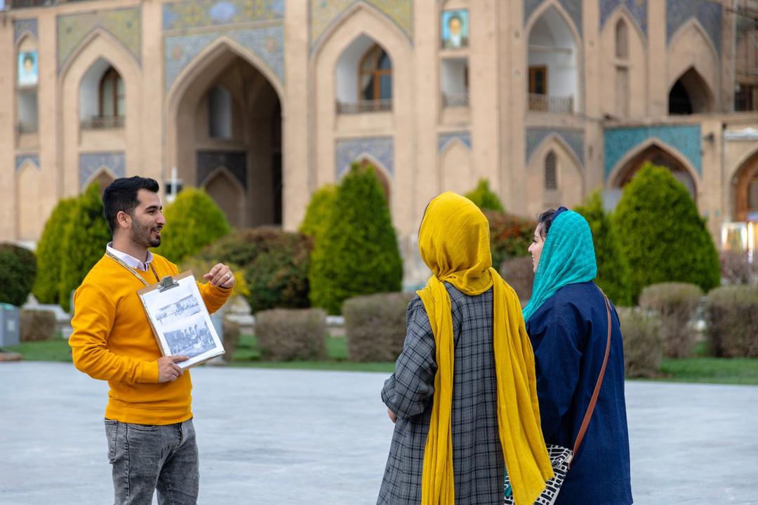 رزرو آنلاین پرسه در نقش جهان و اطراف