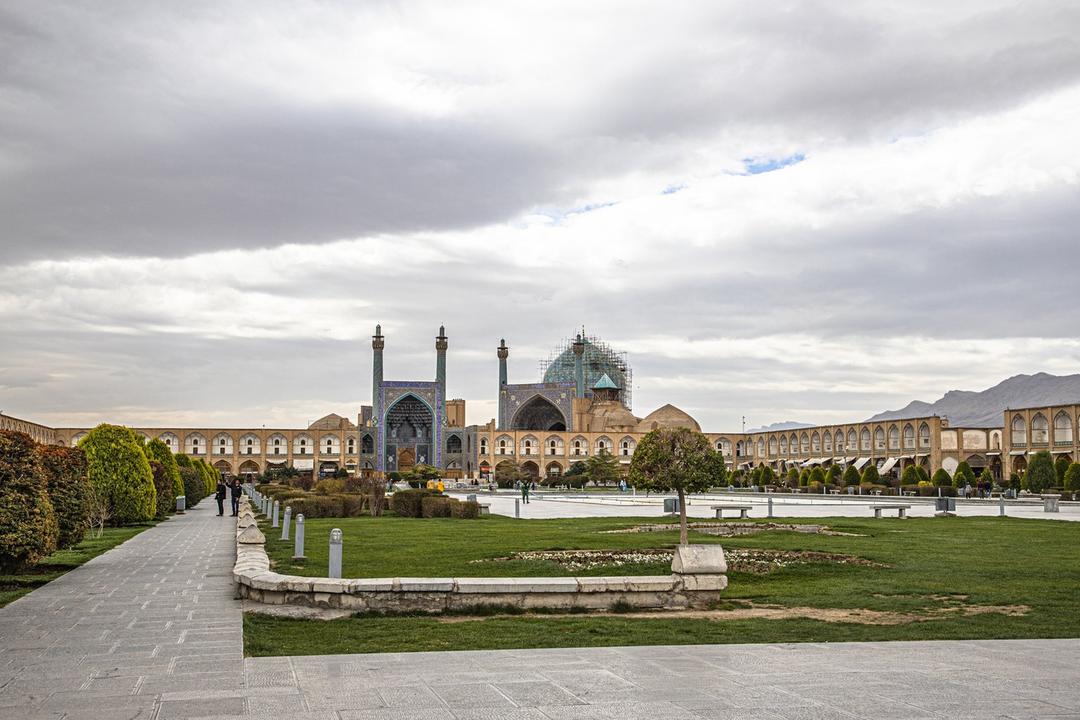 رزرو آنلاین پرسه در نقش جهان و اطراف