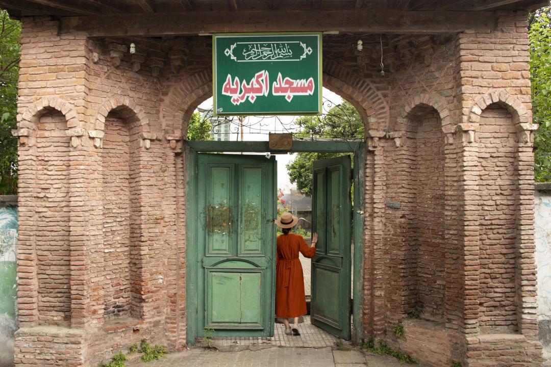 رزرو آنلاین لاهیجان‎گردی و عکاسی از شما با مهسا