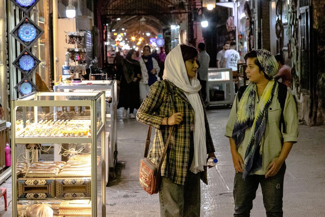 رزرو آنلاین شب‌گردی در اصفهان از نقش جهان تا چهارباغ