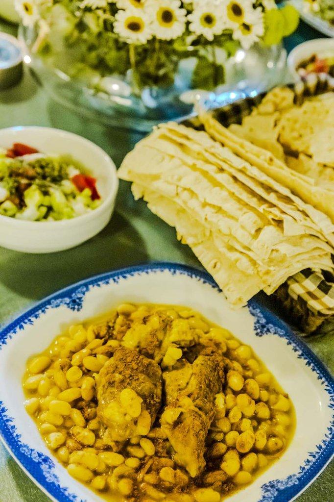 رزرو آنلاین تجربه پخت گوشت لوبیا غذای اصیل کاشان