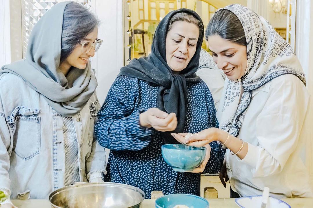 رزرو آنلاین تجربه پخت گوشت لوبیا غذای اصیل کاشان