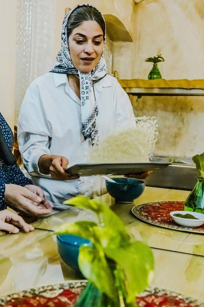رزرو آنلاین تجربه پخت گوشت لوبیا غذای اصیل کاشان