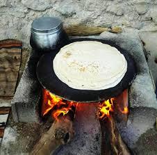 رزرو آنلاین مشارکت در طبخ نان ساجی و تنوری در دمجه ویالا
