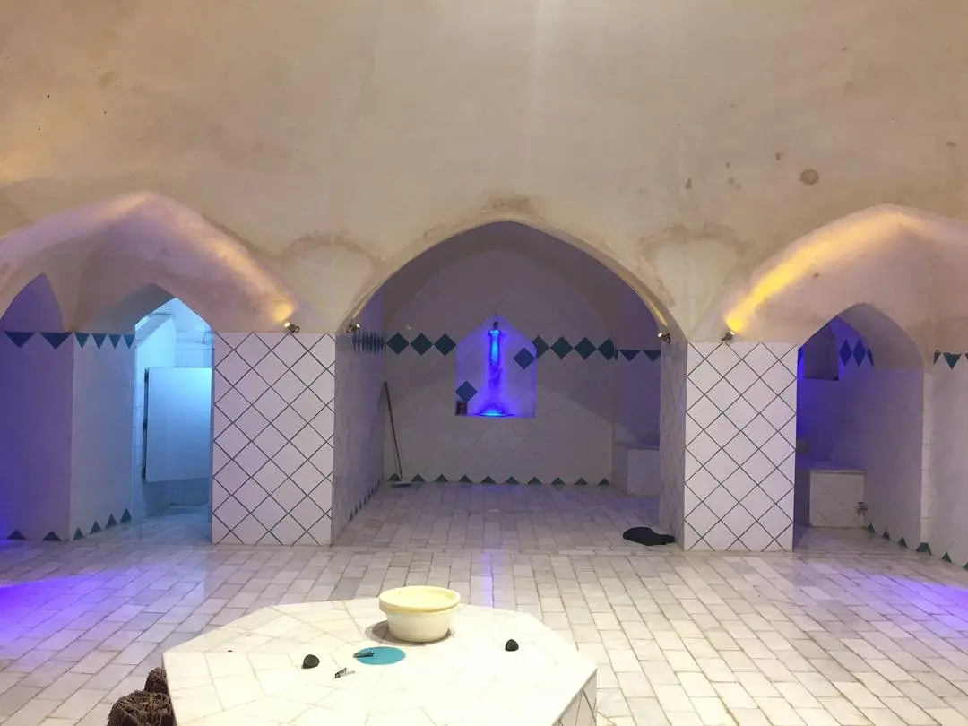 رزرو آنلاین تجربه لیف کشی دلاک در گرمابه سنتی ستاره