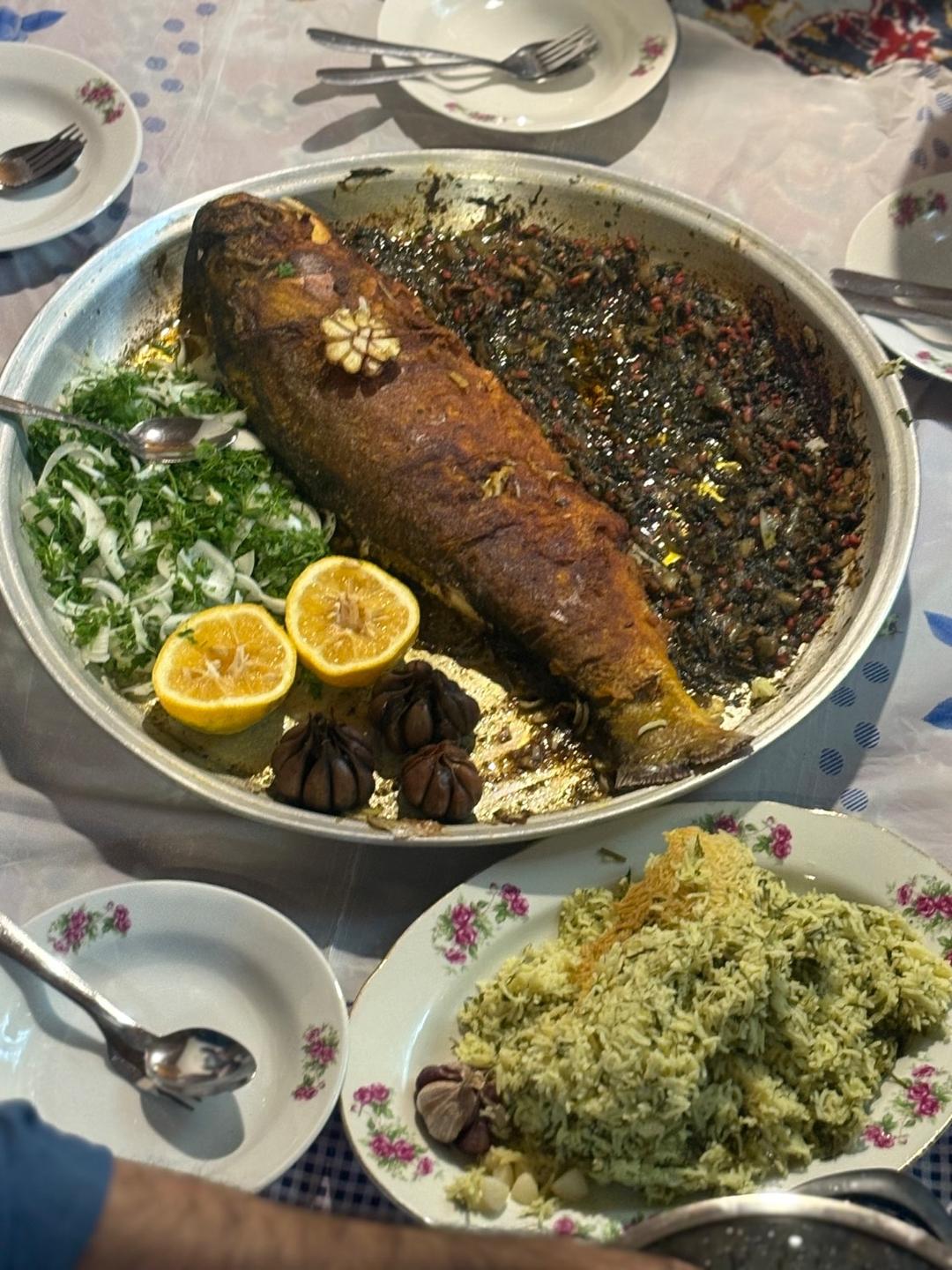 رزرو آنلاین پخت ماهی شکم‌پر مازندرانی در لفور