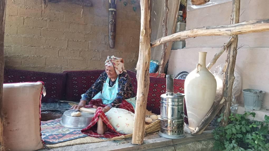 تجربه پخت نان هیزمی