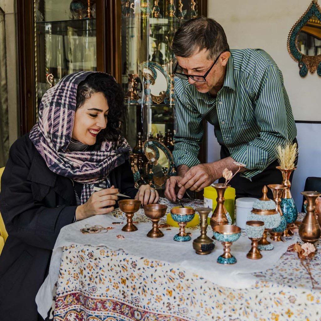 رزرو آنلاین تجربه فیروزه کوبی، هنر محبوب اصفهان