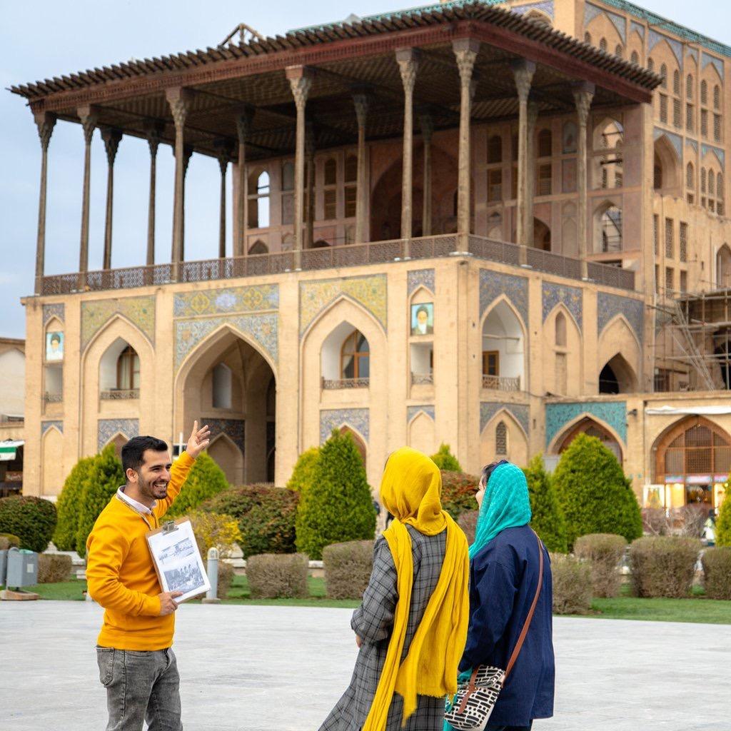 رزرو آنلاین پرسه در نقش جهان و اطراف